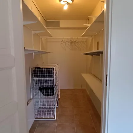 Beautiful Cosy Studio Near The Center Of Helsinki 公寓